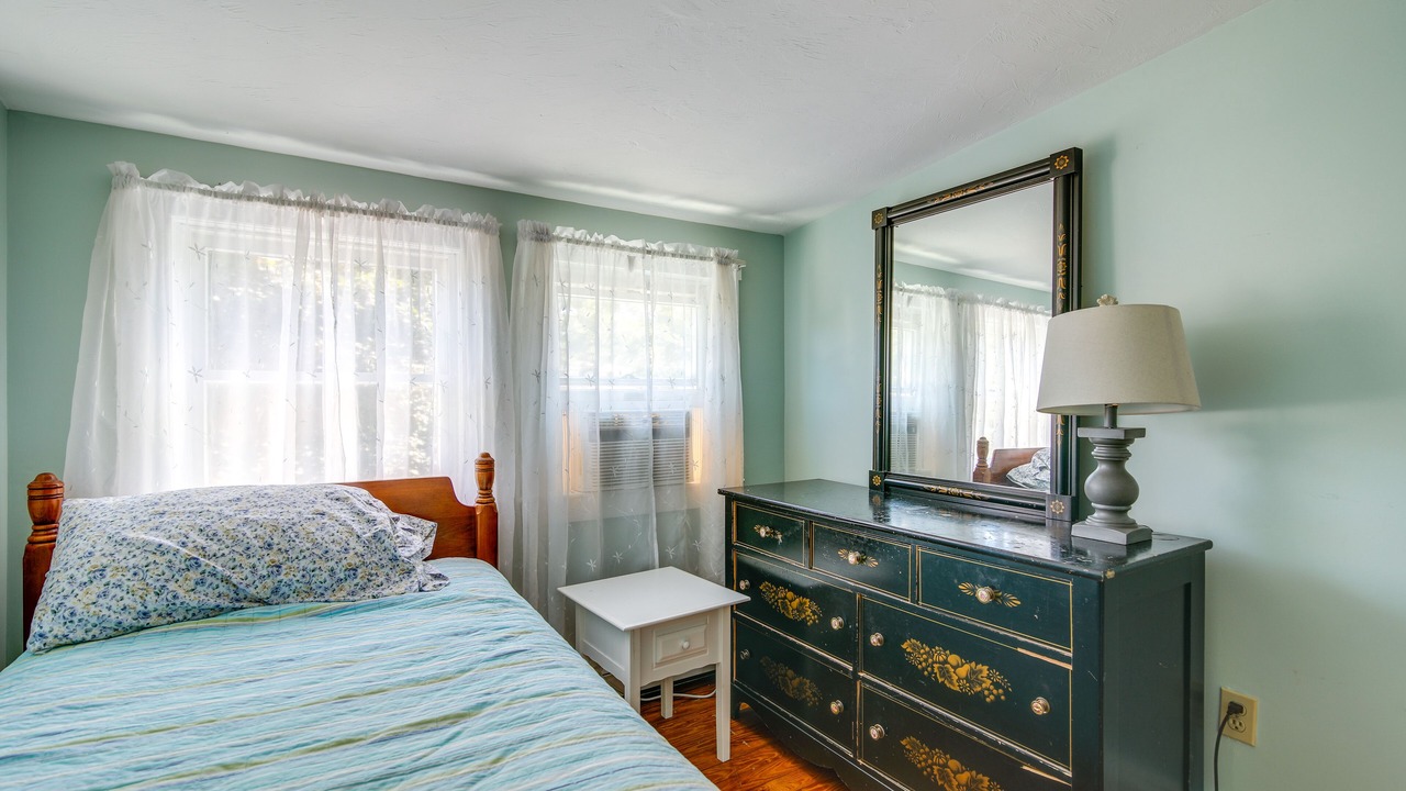 Photo of Bedroom in Scituate