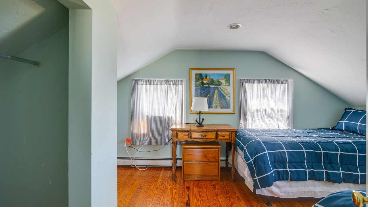 Photo of Bedroom in Scituate