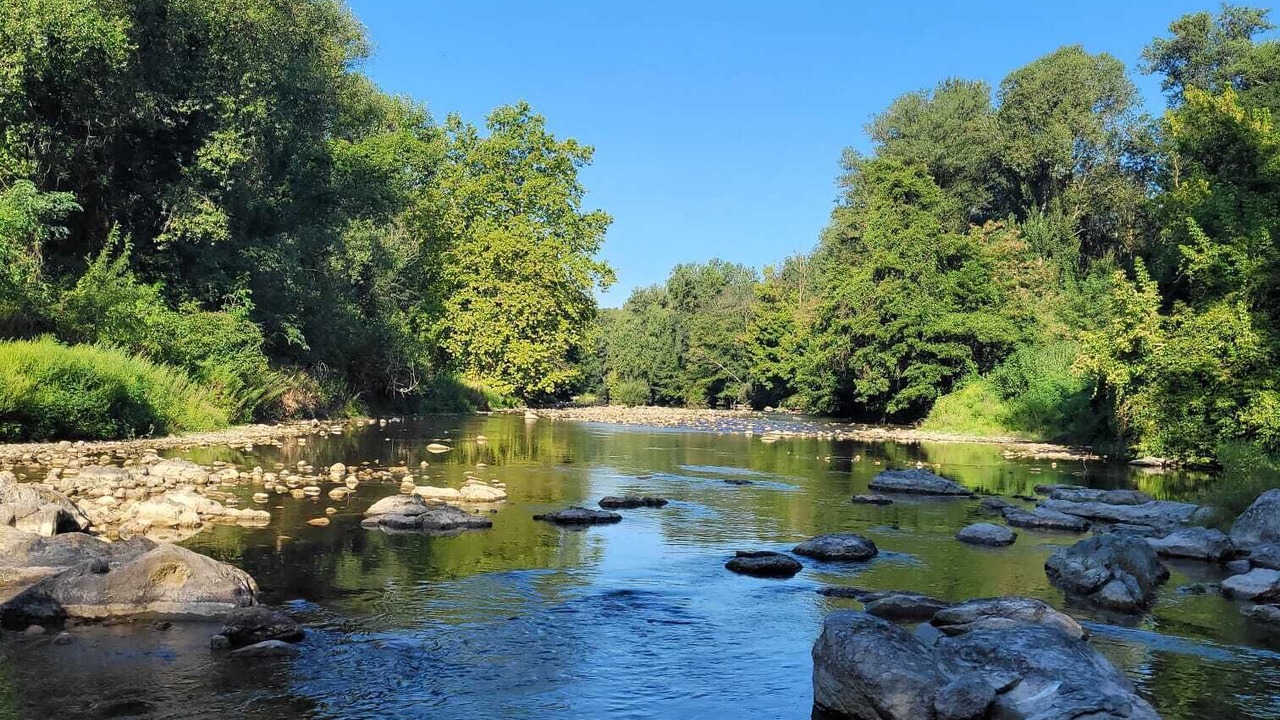 Photo of Others in Meyrannes