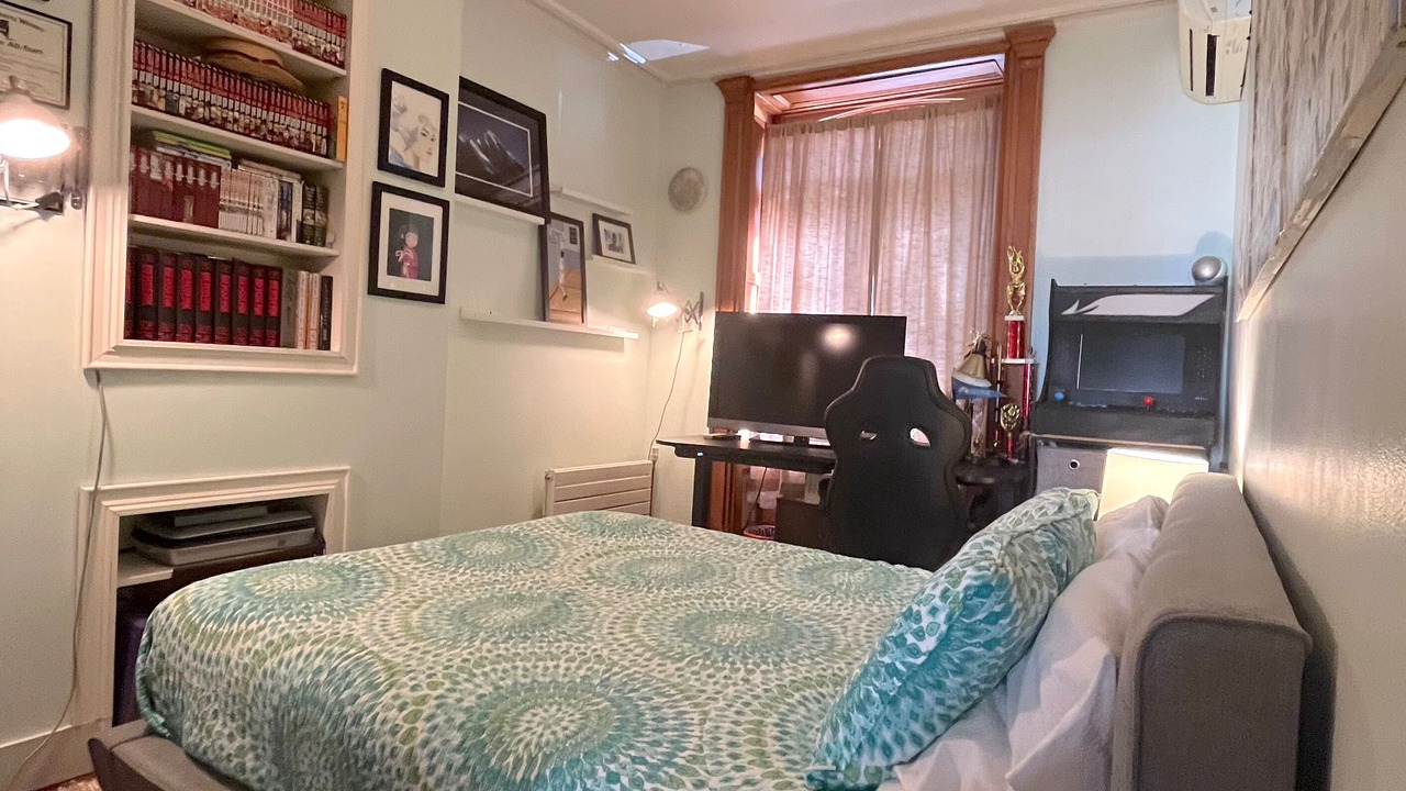 Photo of Bedroom in Carroll Gardens