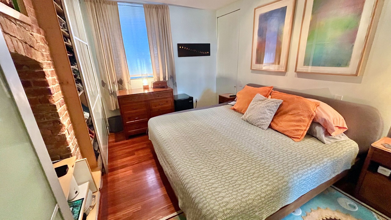 Photo of Bedroom in Carroll Gardens