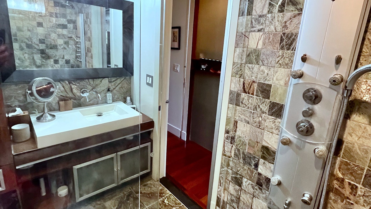 Photo of Bathroom in Carroll Gardens