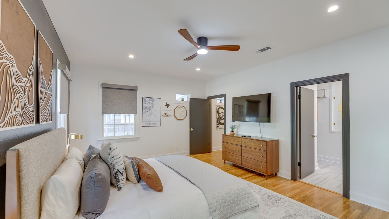 Photo of Bedroom in South Congress