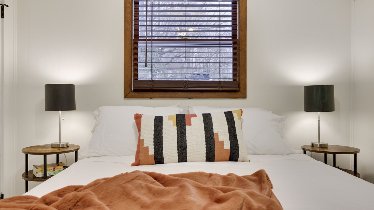 Photo of Bedroom in Tobyhanna