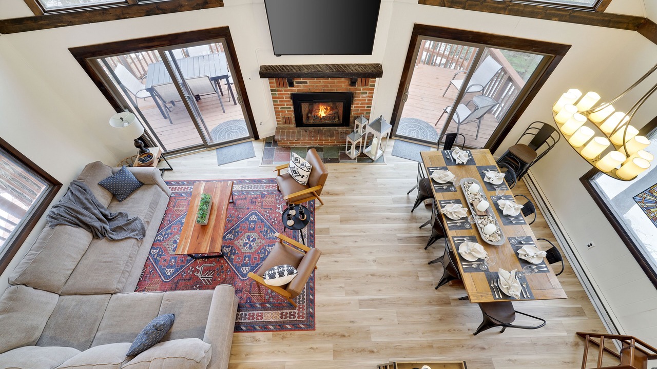 Photo of Livingroom in Tobyhanna