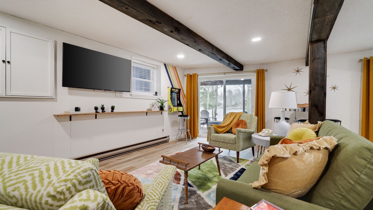 Photo of Livingroom in Tobyhanna