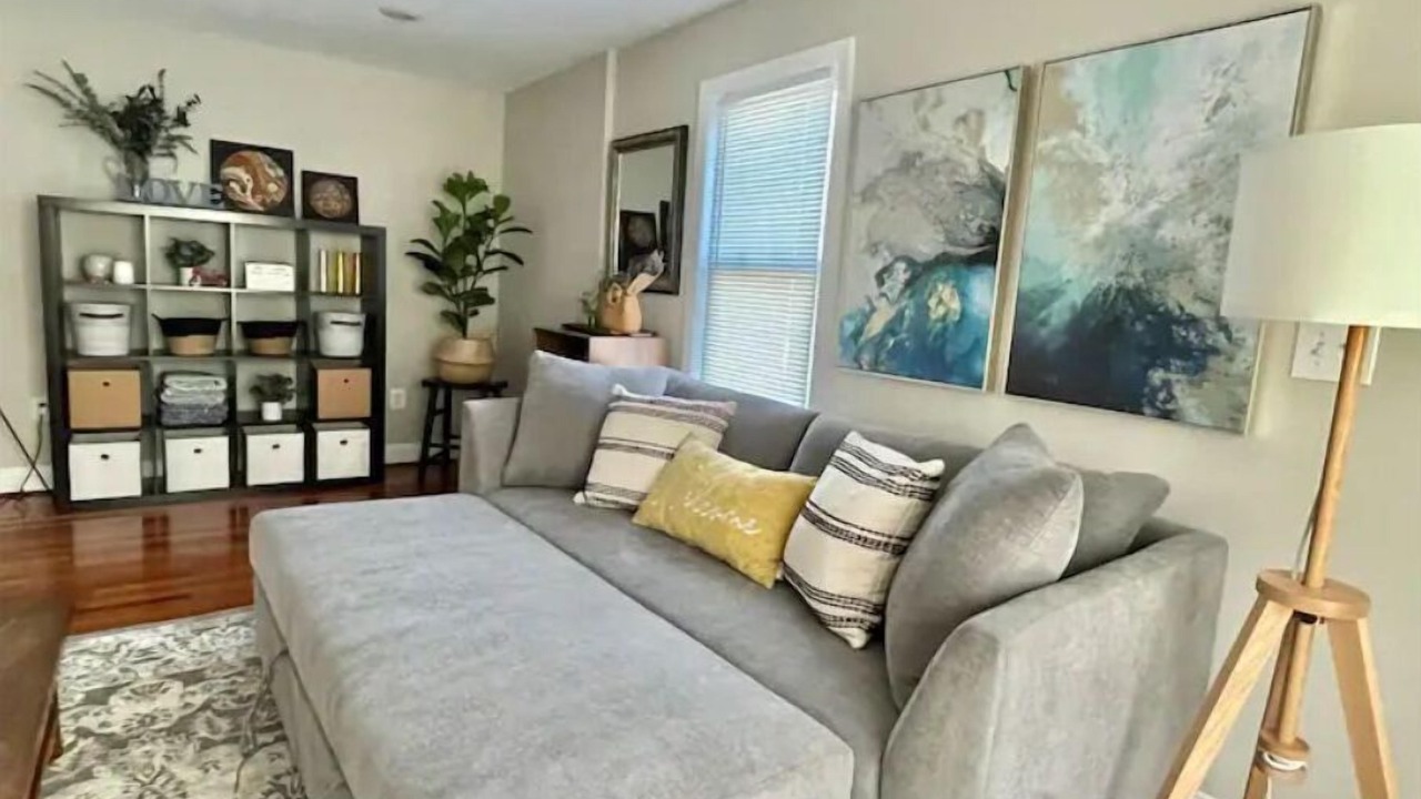 Photo of Livingroom in West Falls Church