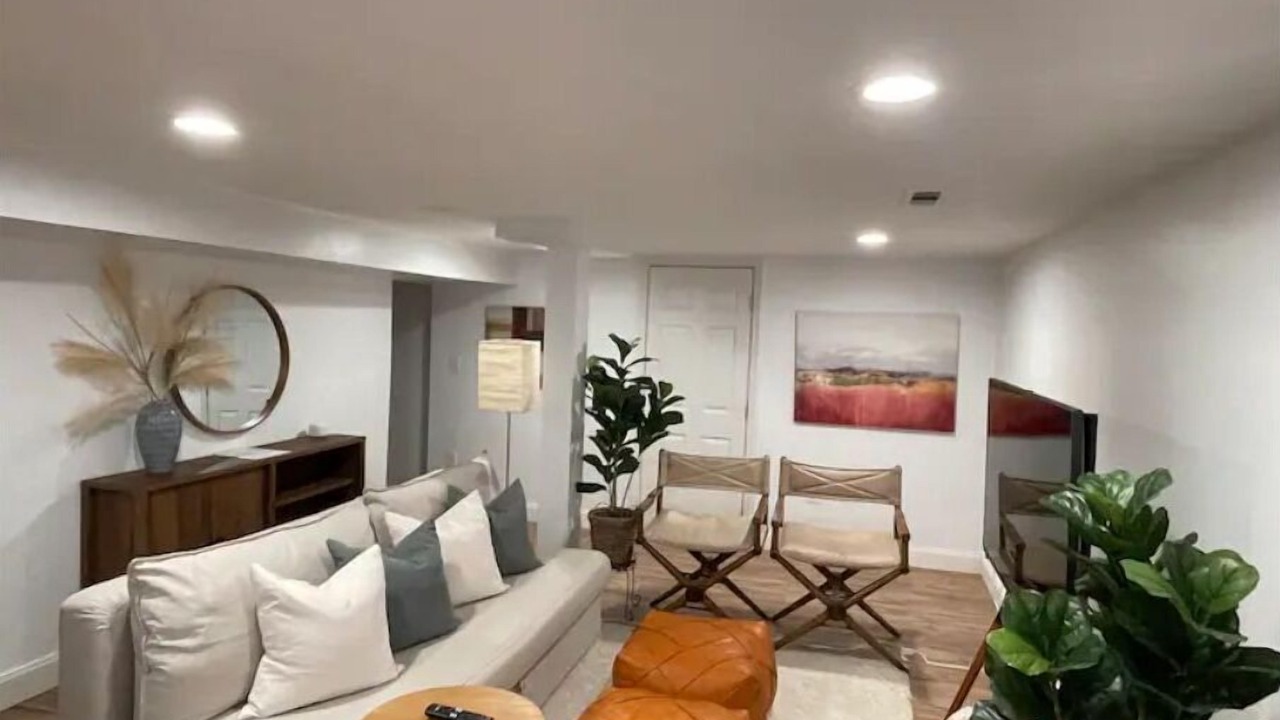 Photo of Livingroom in West Falls Church
