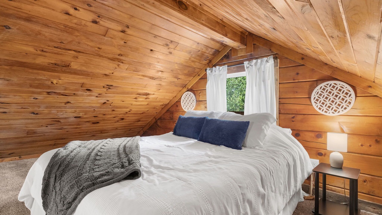 Photo of Bedroom in Milton