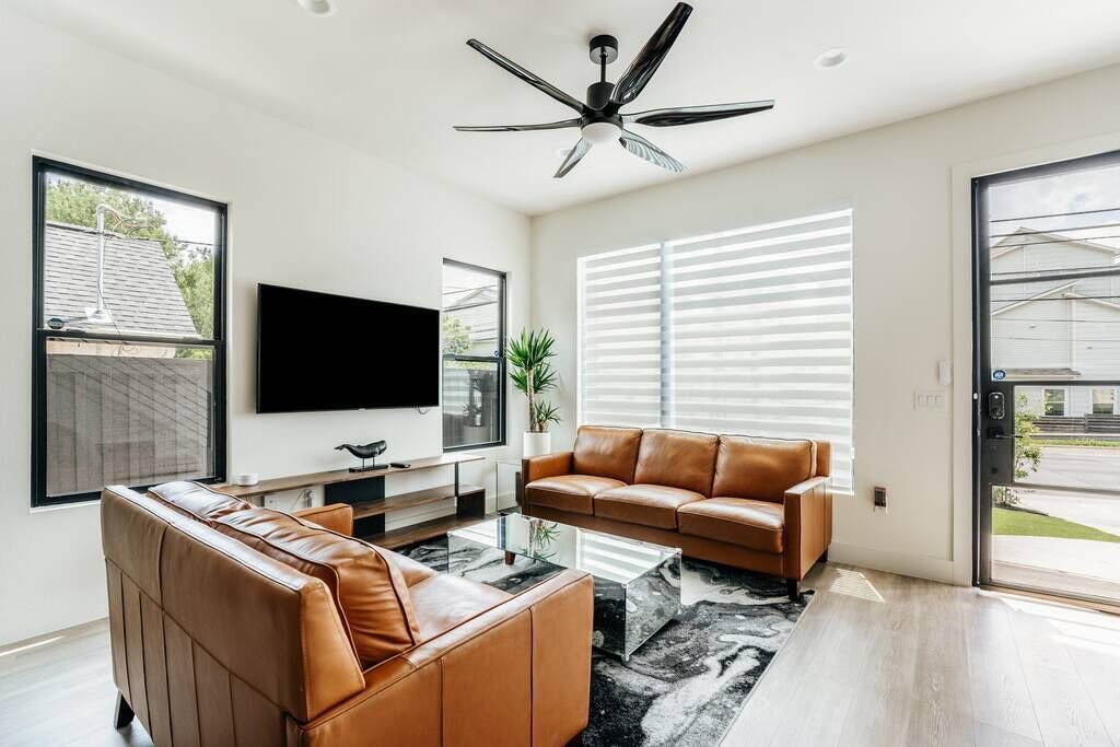 Photo of Livingroom in Rosewood