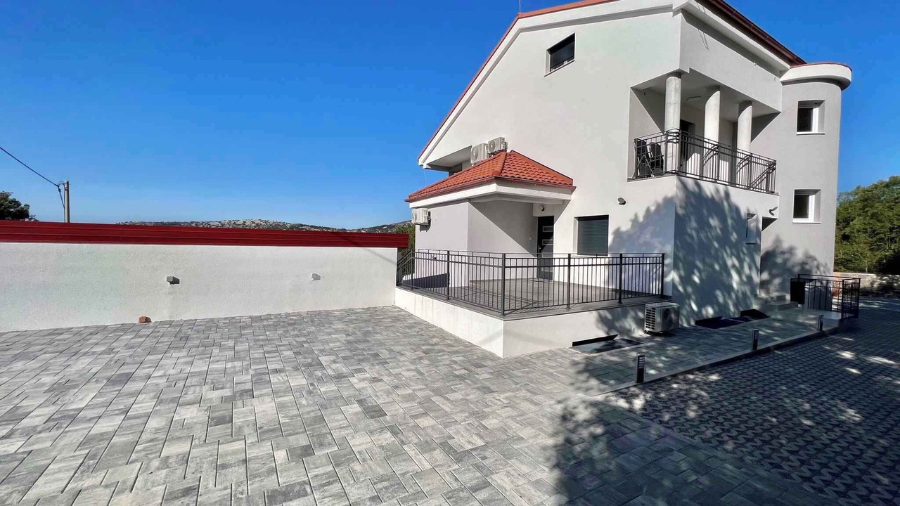 Photo of Outdoor in Bribir