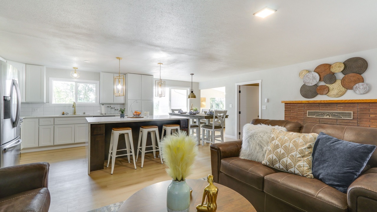 Photo of Livingroom in Centralia - Chehalis