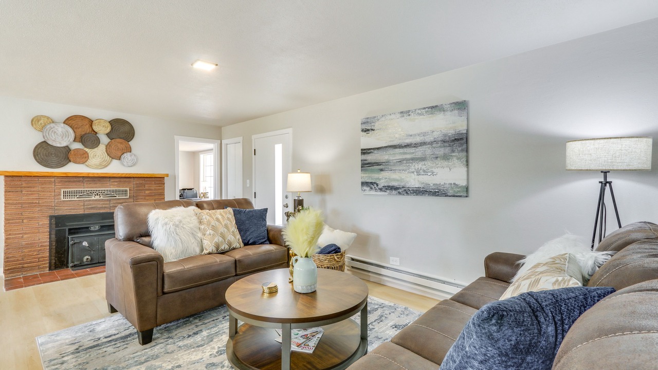 Photo of Livingroom in Centralia - Chehalis