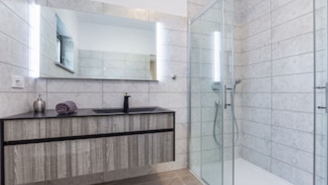 Photo of Bathroom in Mali Maj