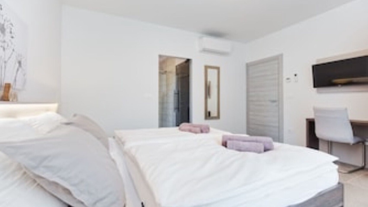 Photo of Bedroom in Mali Maj