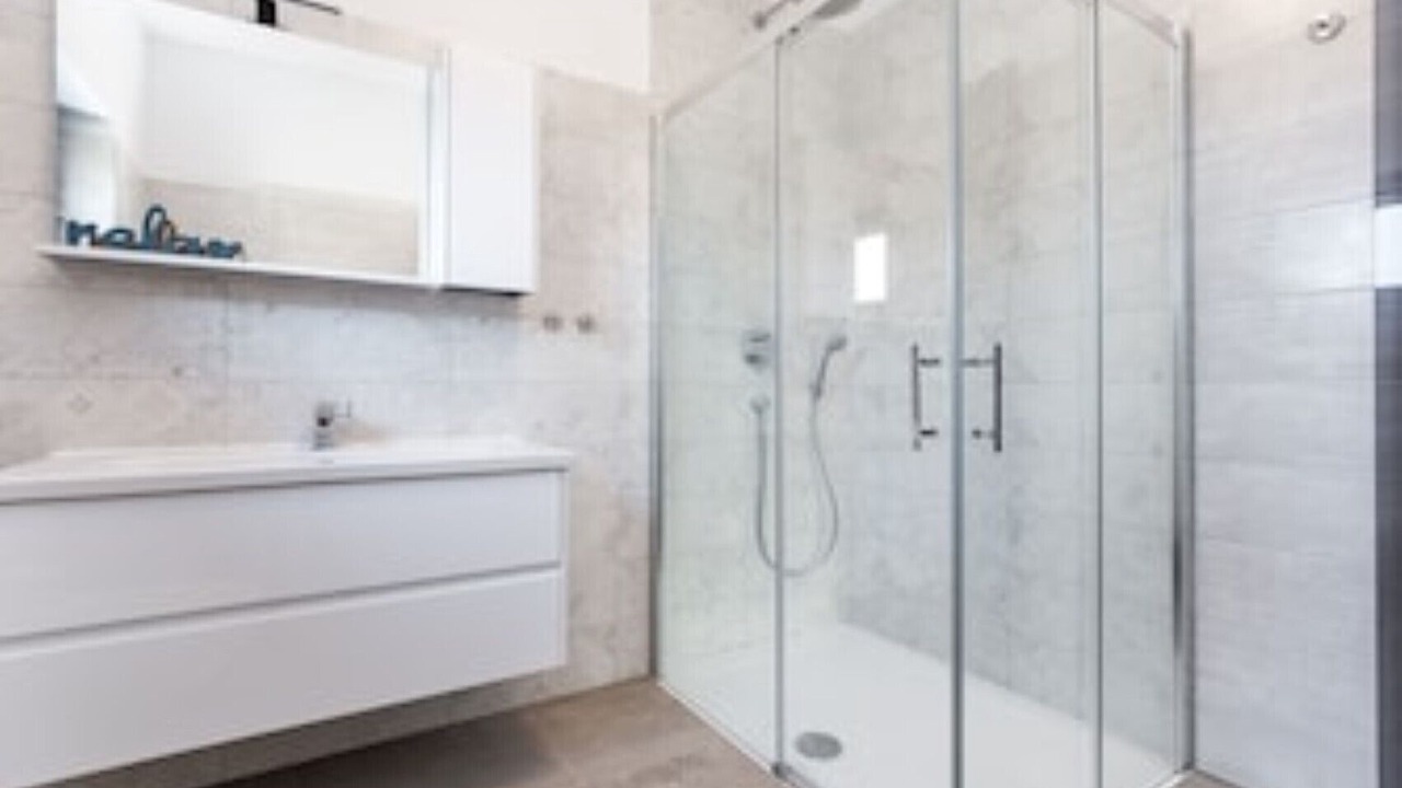 Photo of Bathroom in Mali Maj