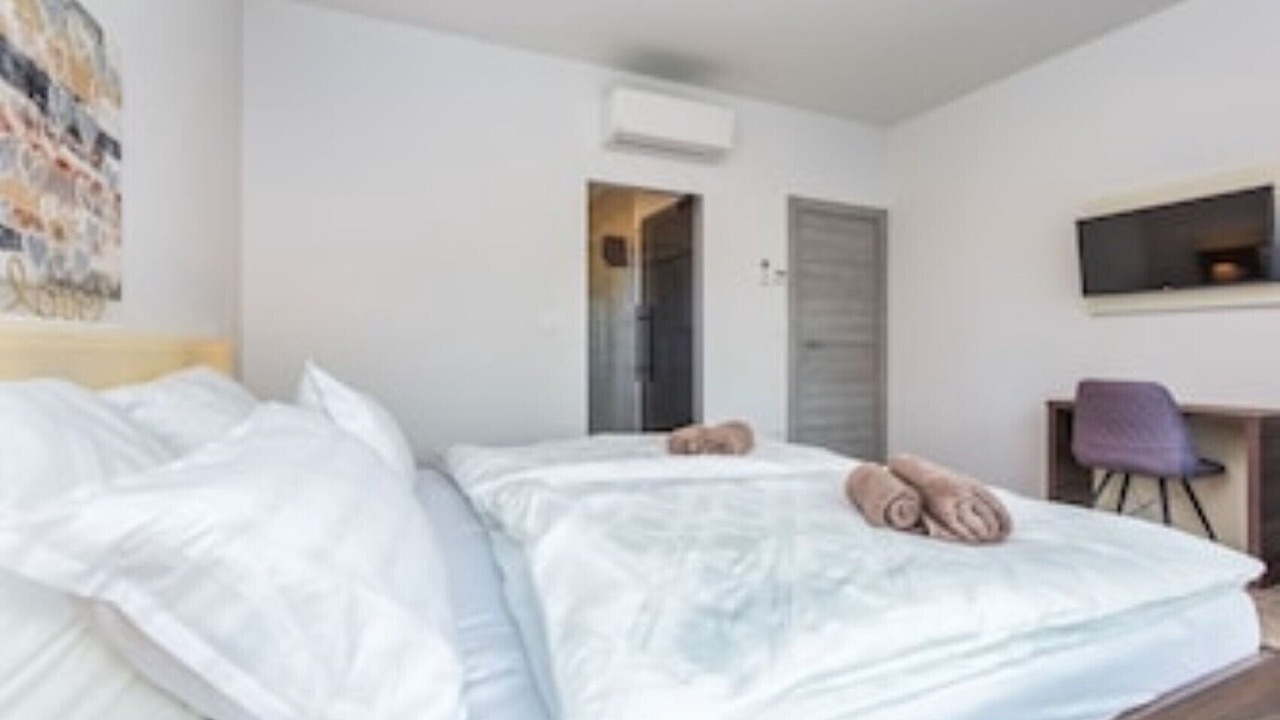 Photo of Bedroom in Mali Maj