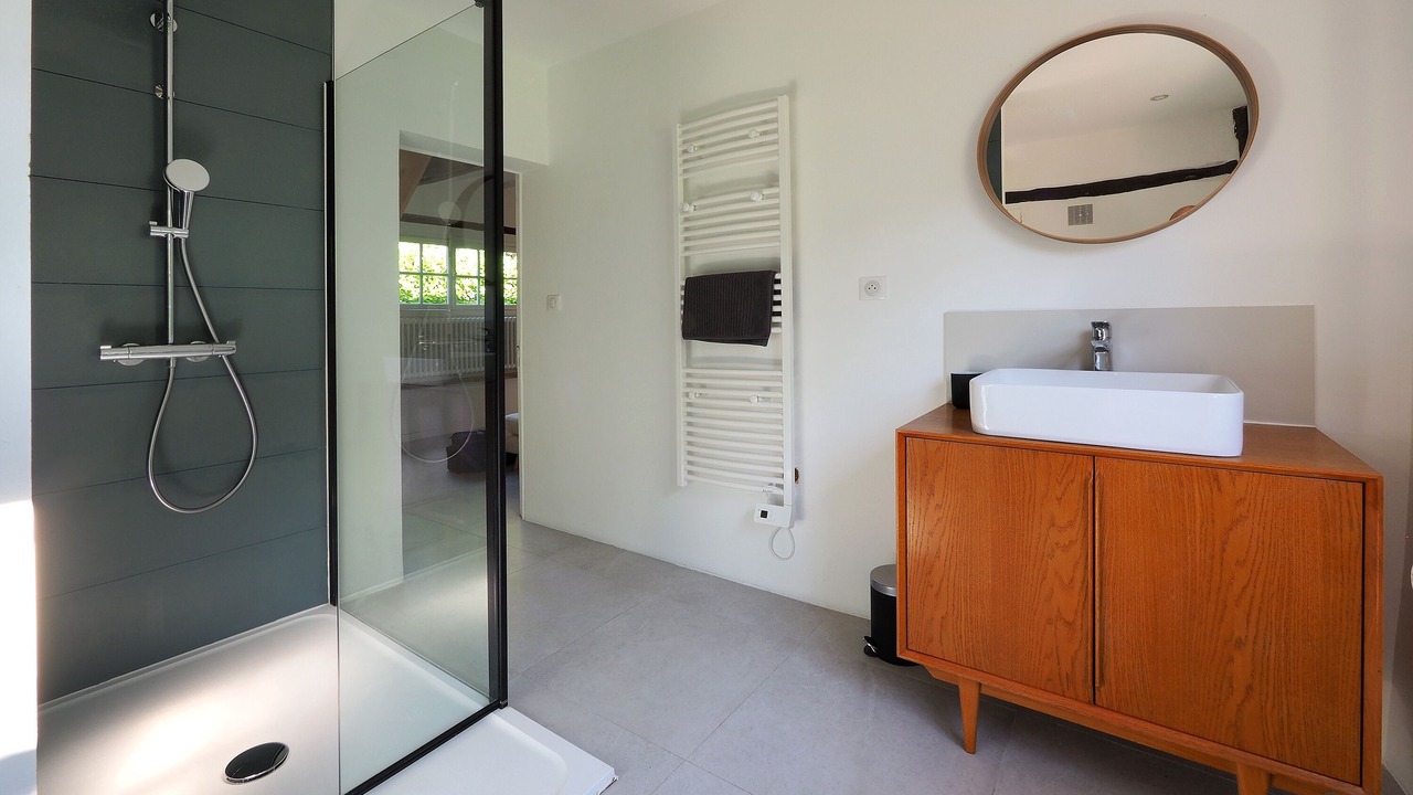 Photo of Bathroom in Francheville