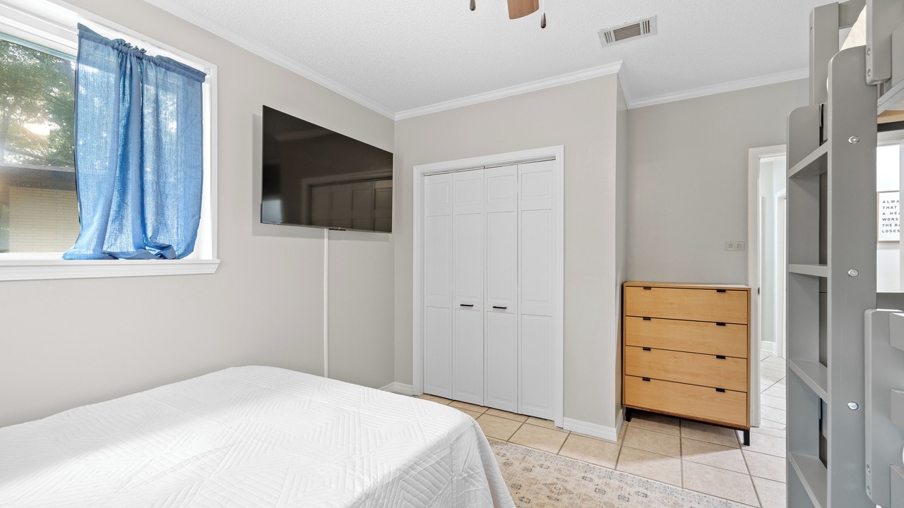 Photo of Bedroom in Mobile