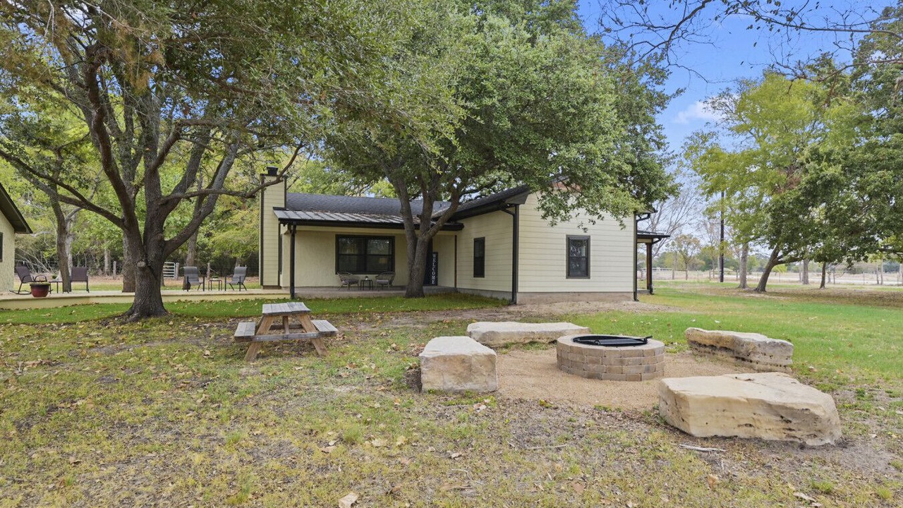 Photo of Outdoor in Bryan