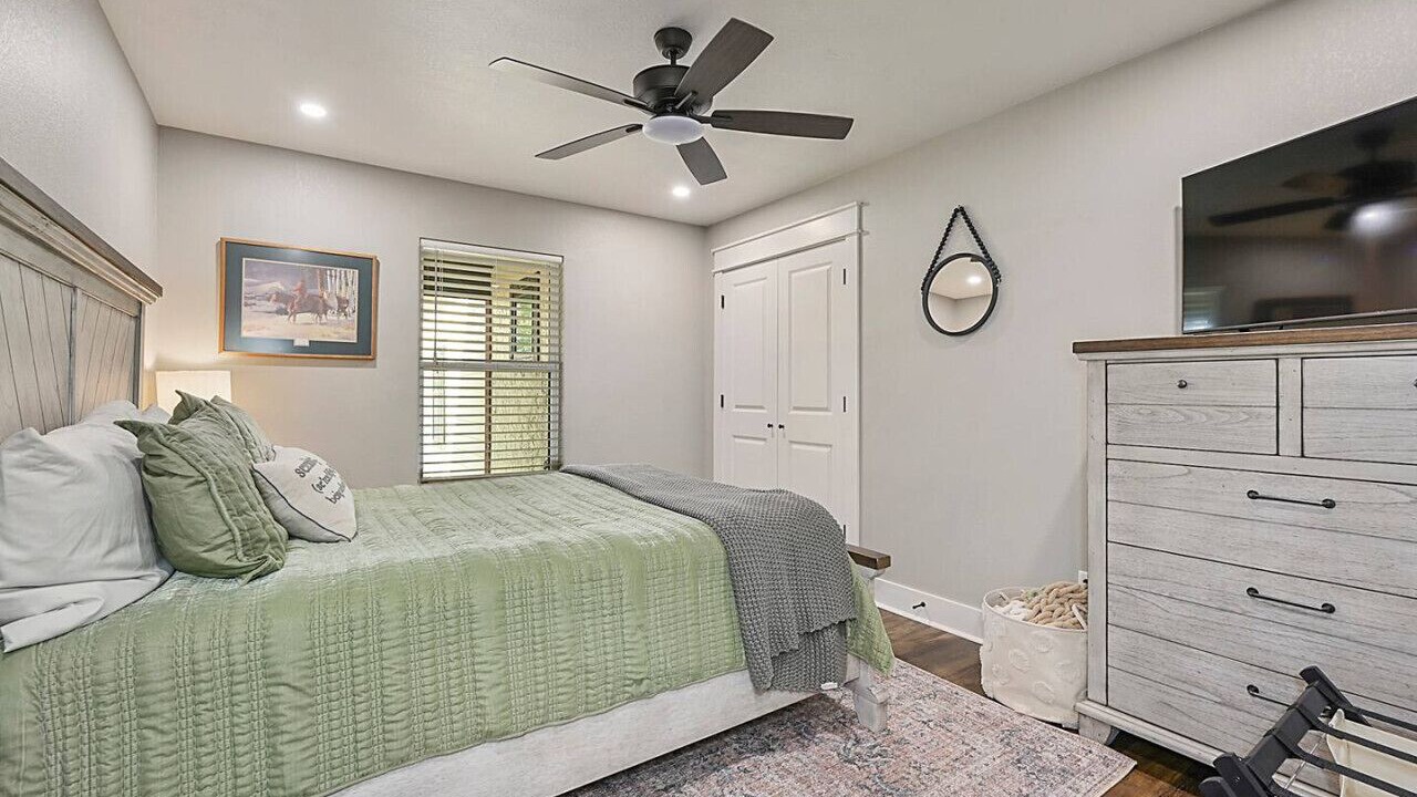 Photo of Bedroom in Bryan