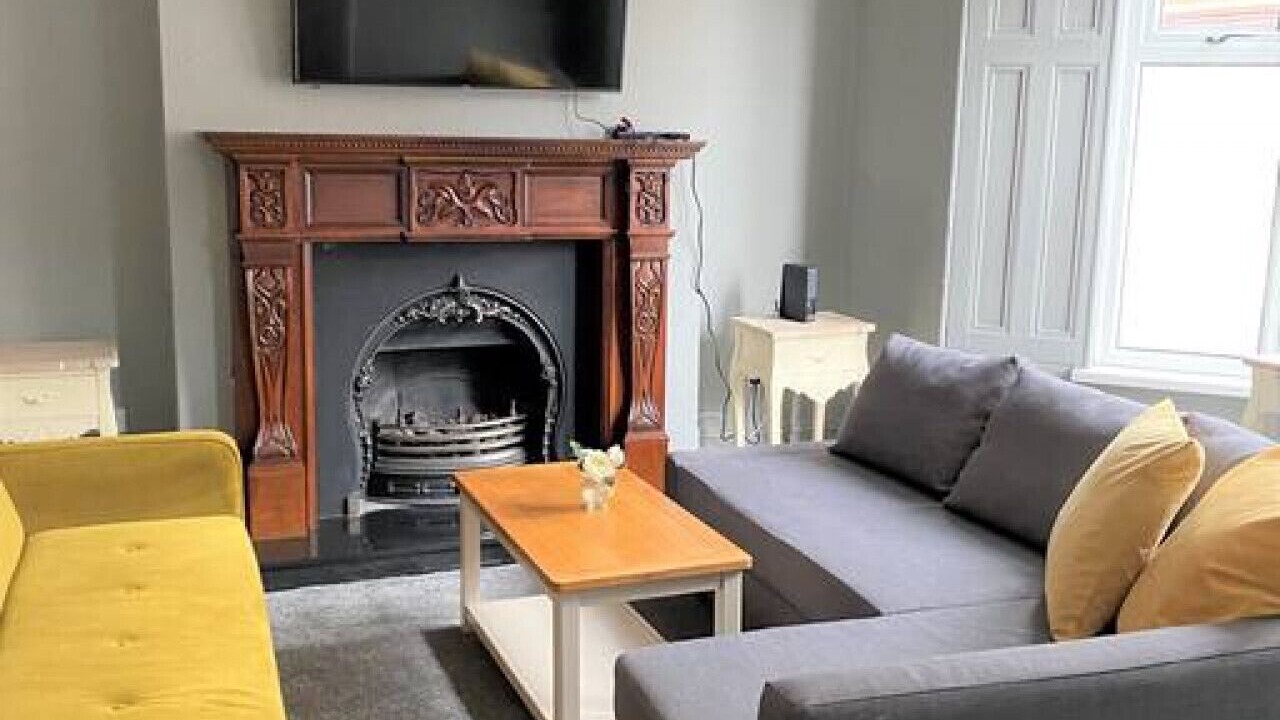 Photo of Livingroom in Anfield