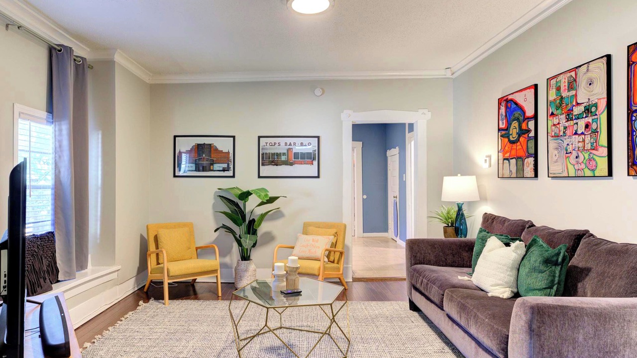 Photo of Bedroom in Cooper-Young Historic District