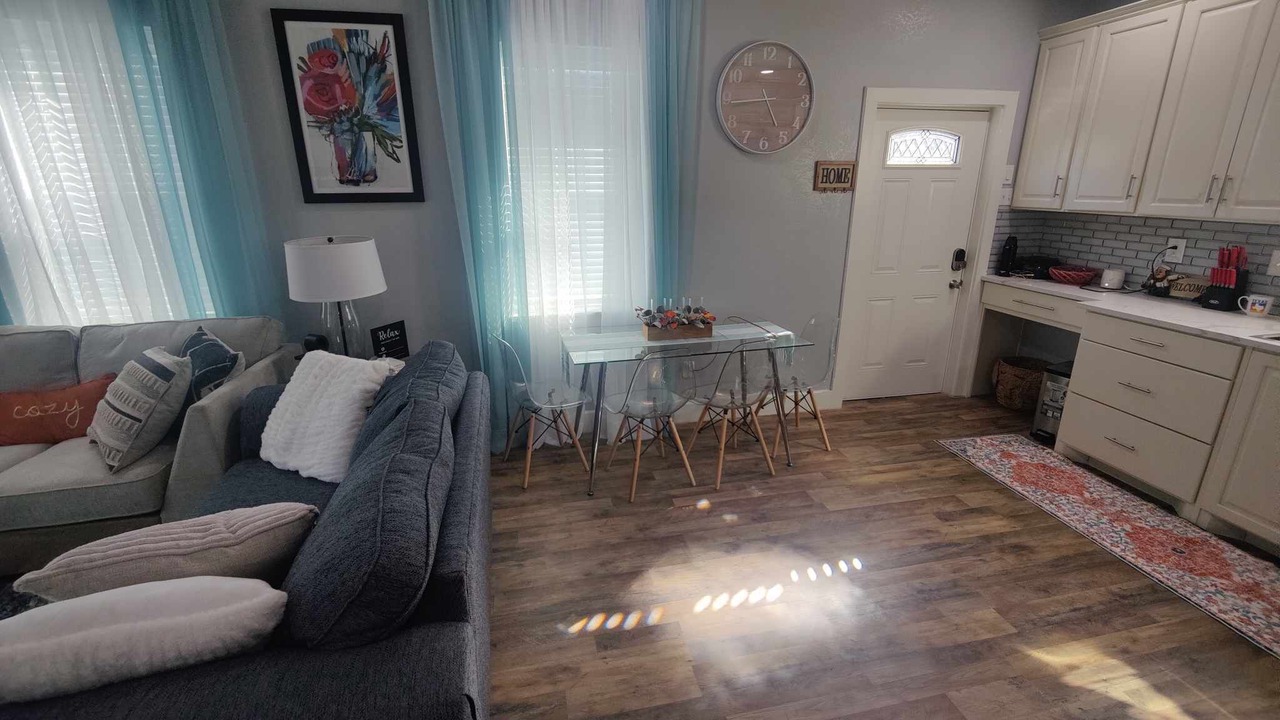 Photo of Livingroom in Burleson