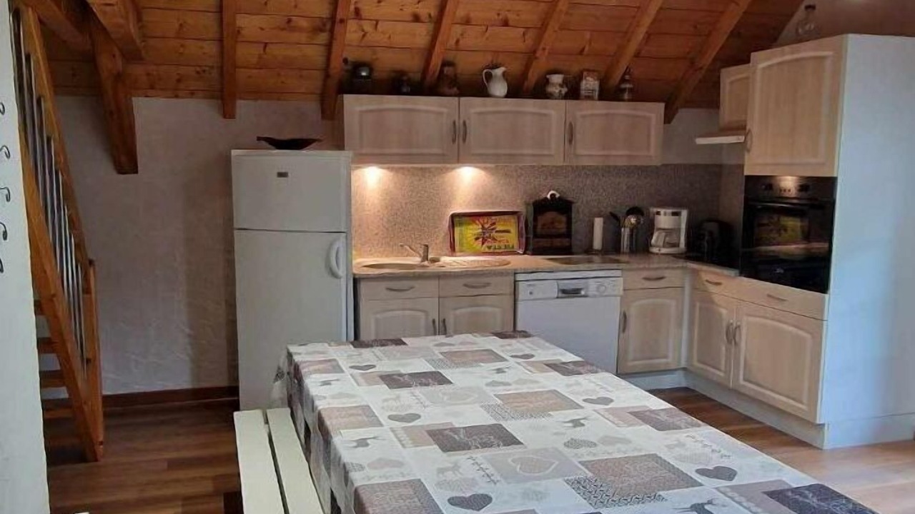 Photo of Kitchen in Geu