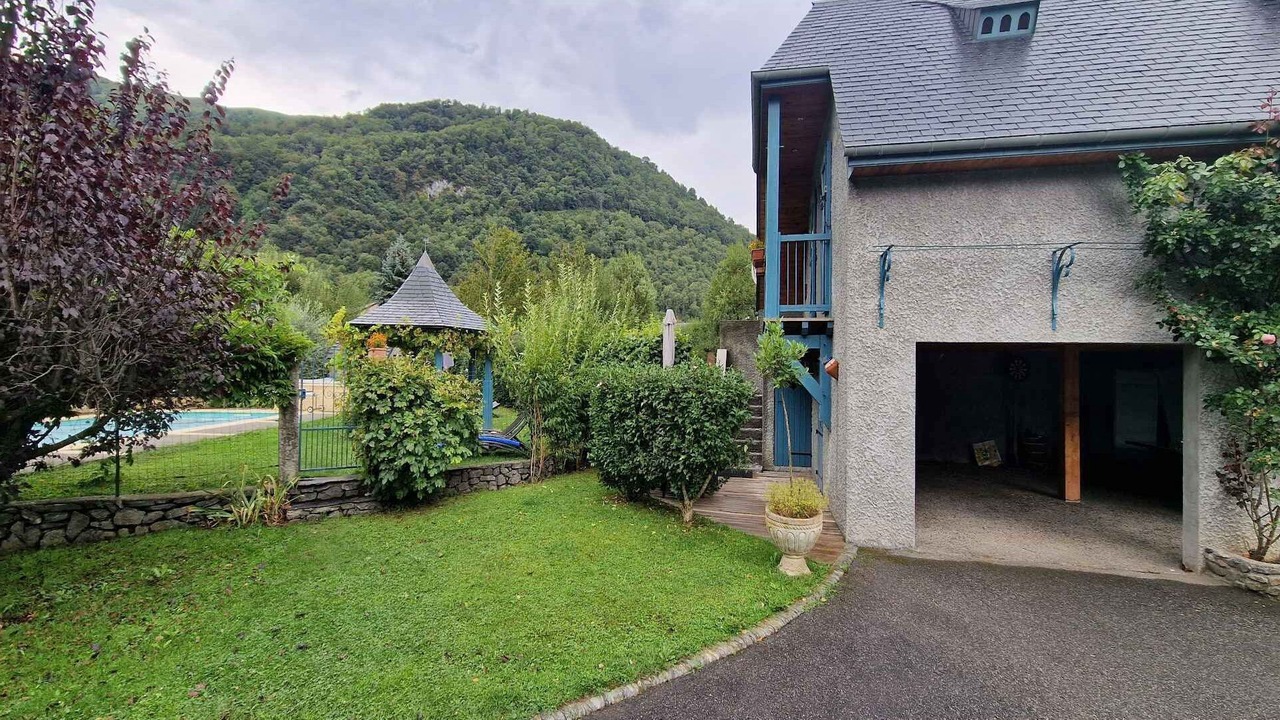 Photo of Outdoor in Geu