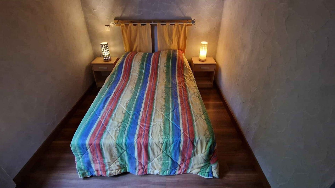Photo of Bedroom in Geu