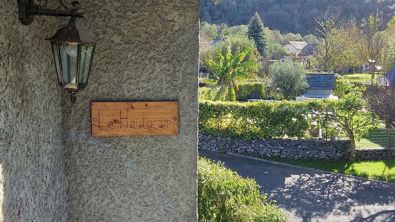 Photo of Outdoor in Geu