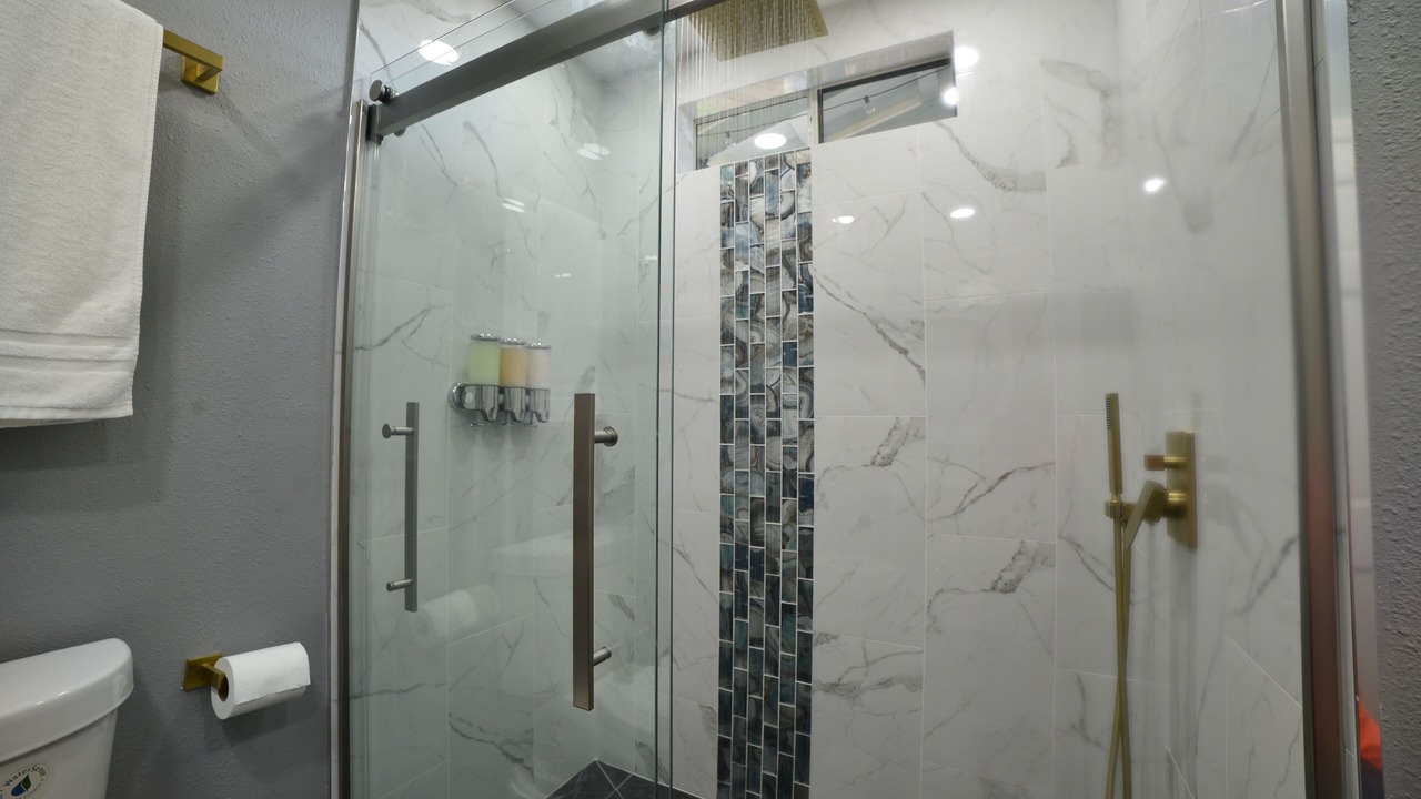 Photo of Bathroom in Papa