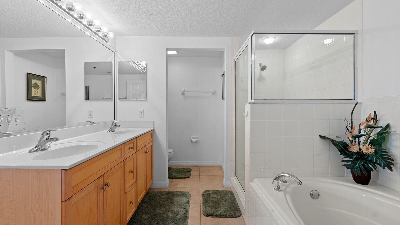 Photo of Bathroom in New Smyrna Beach