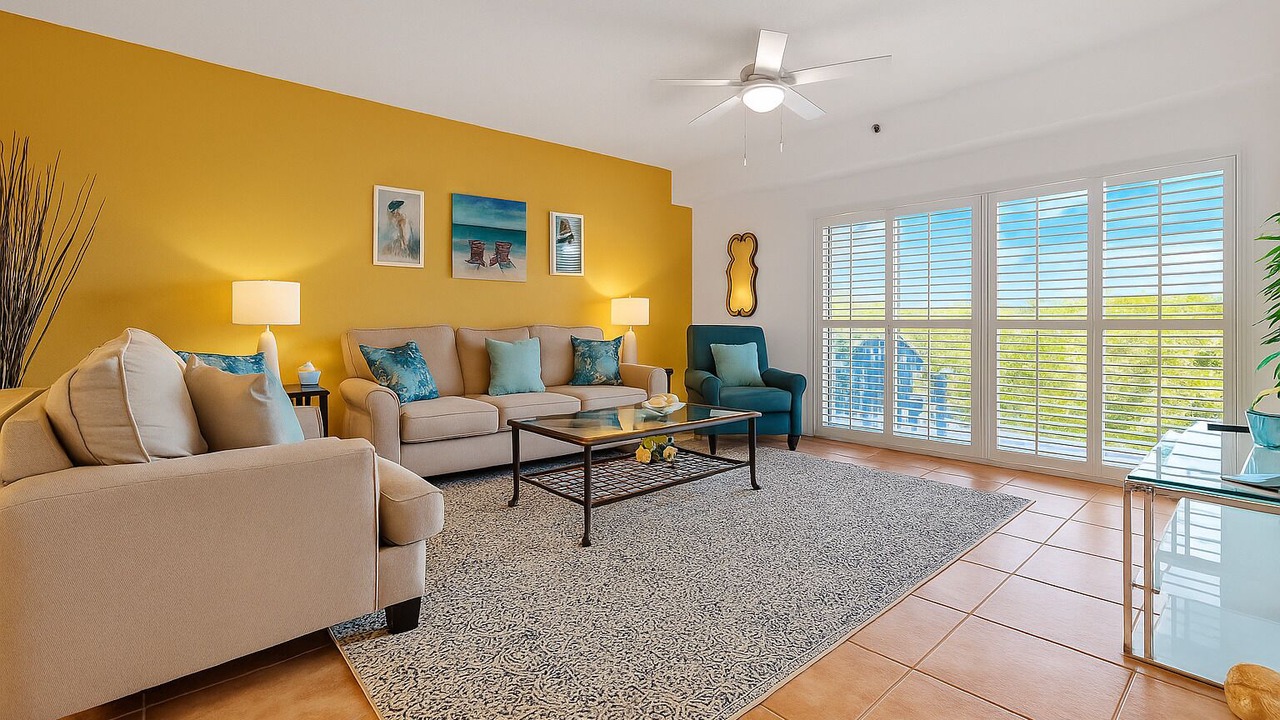 Photo of Livingroom in New Smyrna Beach