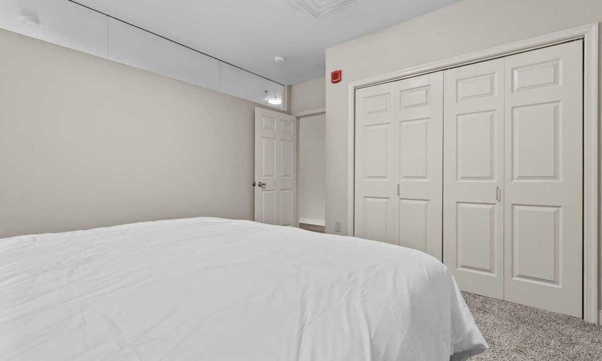 Photo of Bedroom in Downtown Pittsburgh