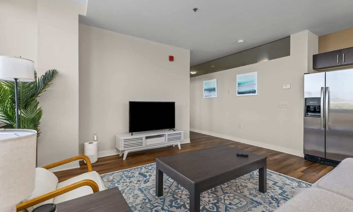Photo of Livingroom in Downtown Pittsburgh