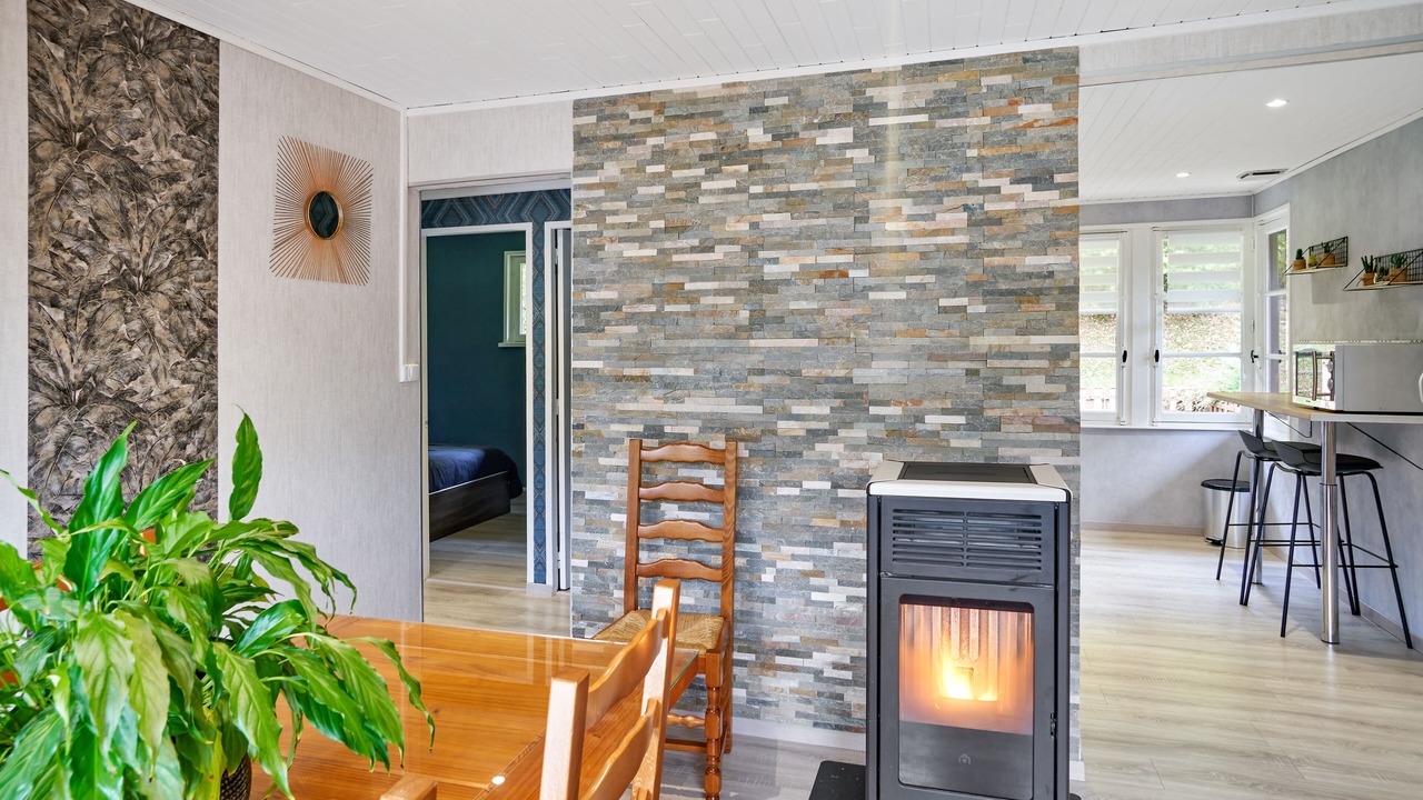 Photo of Others in Pierre-Percee