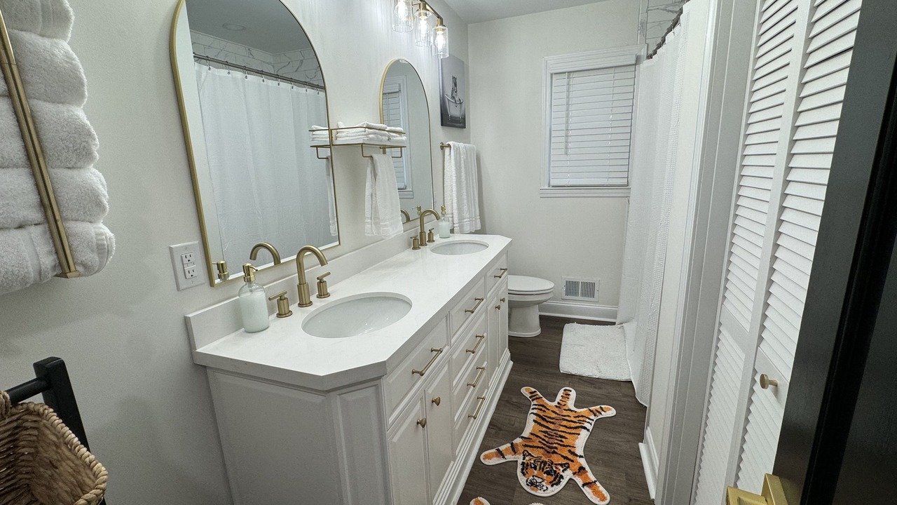 Photo of Bathroom in Central