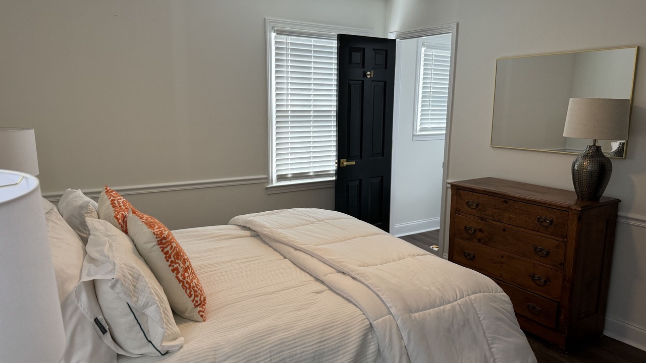 Photo of Bedroom in Central