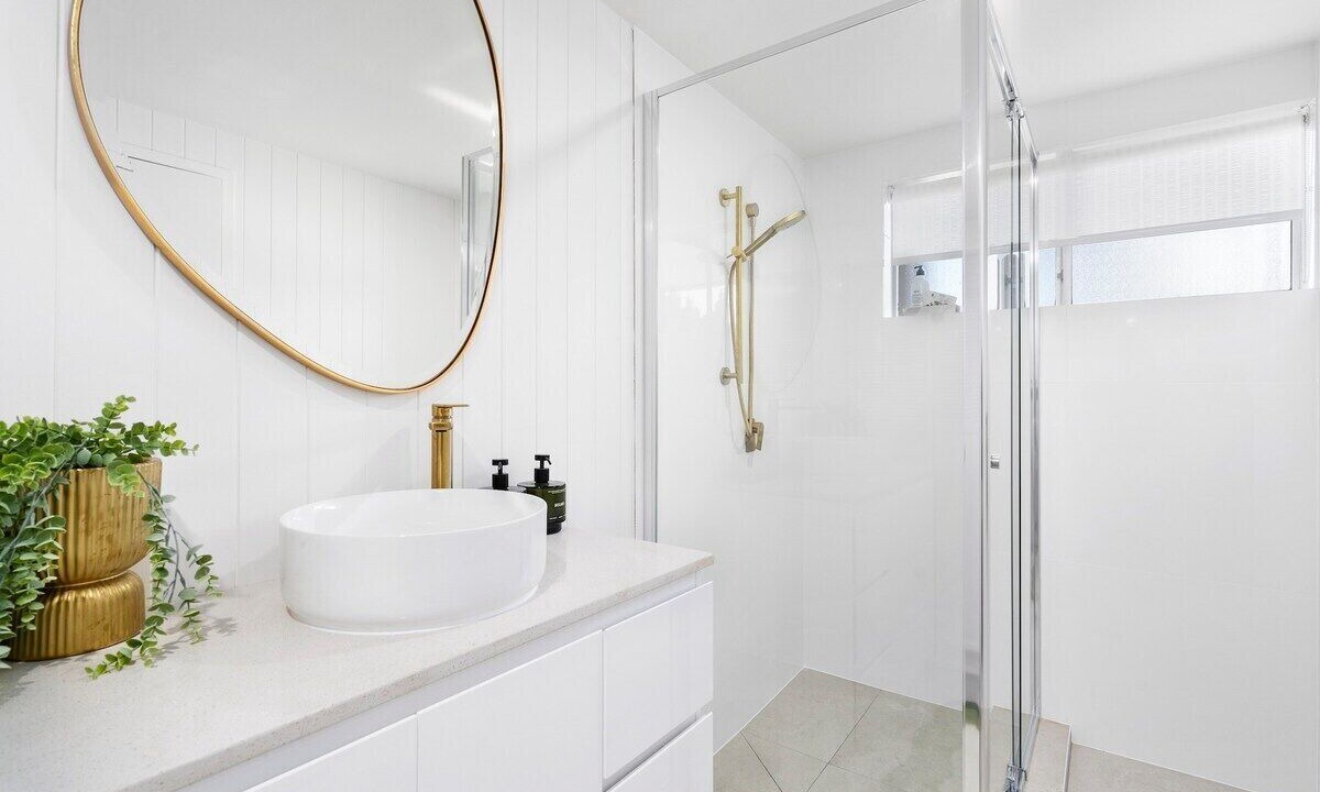 Photo of Bathroom in Broadbeach