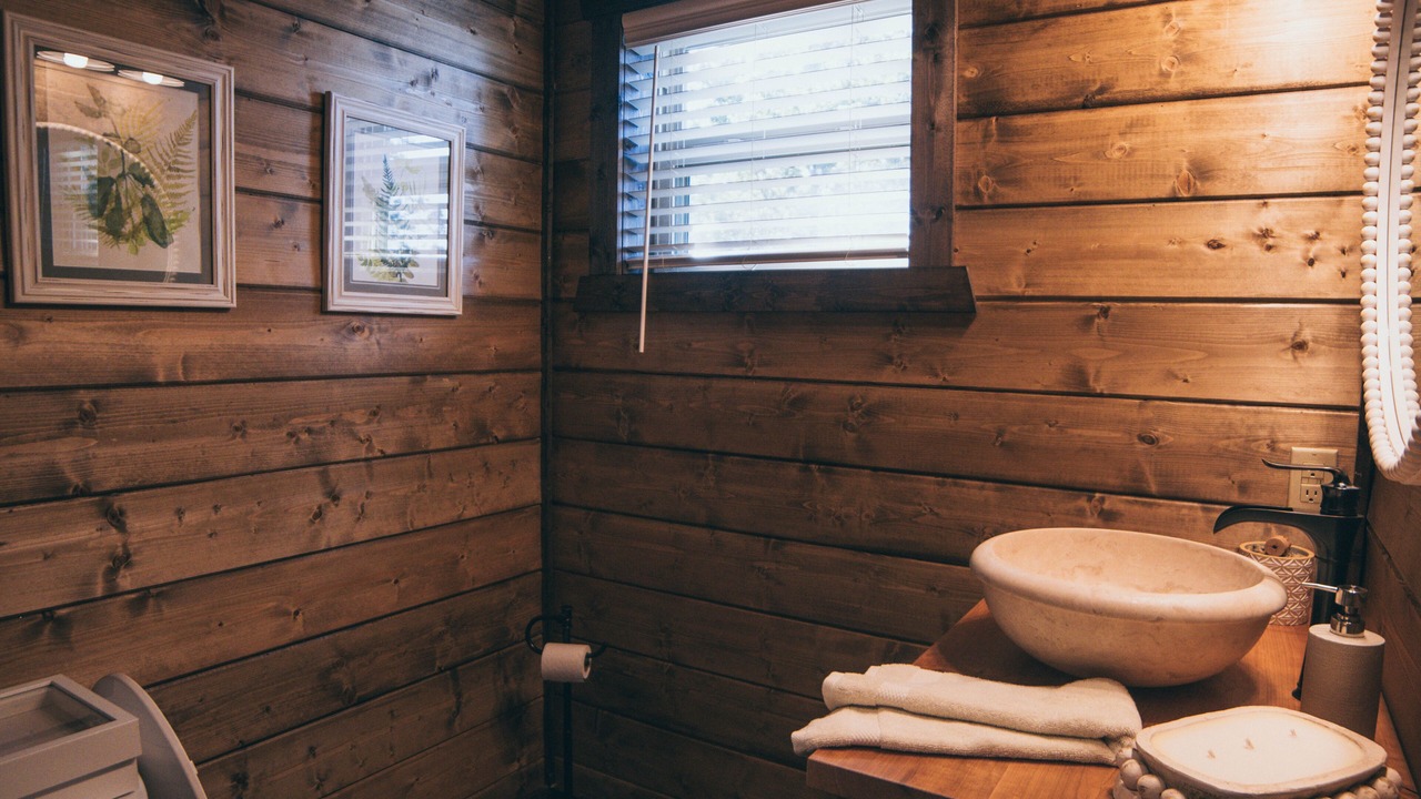 Photo of Bathroom in Jasper