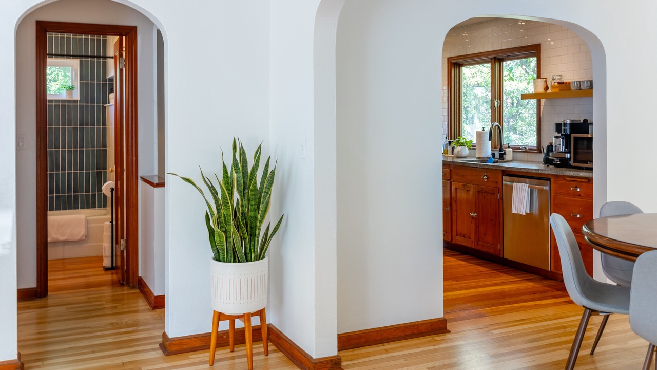 Photo of Others in Pullman