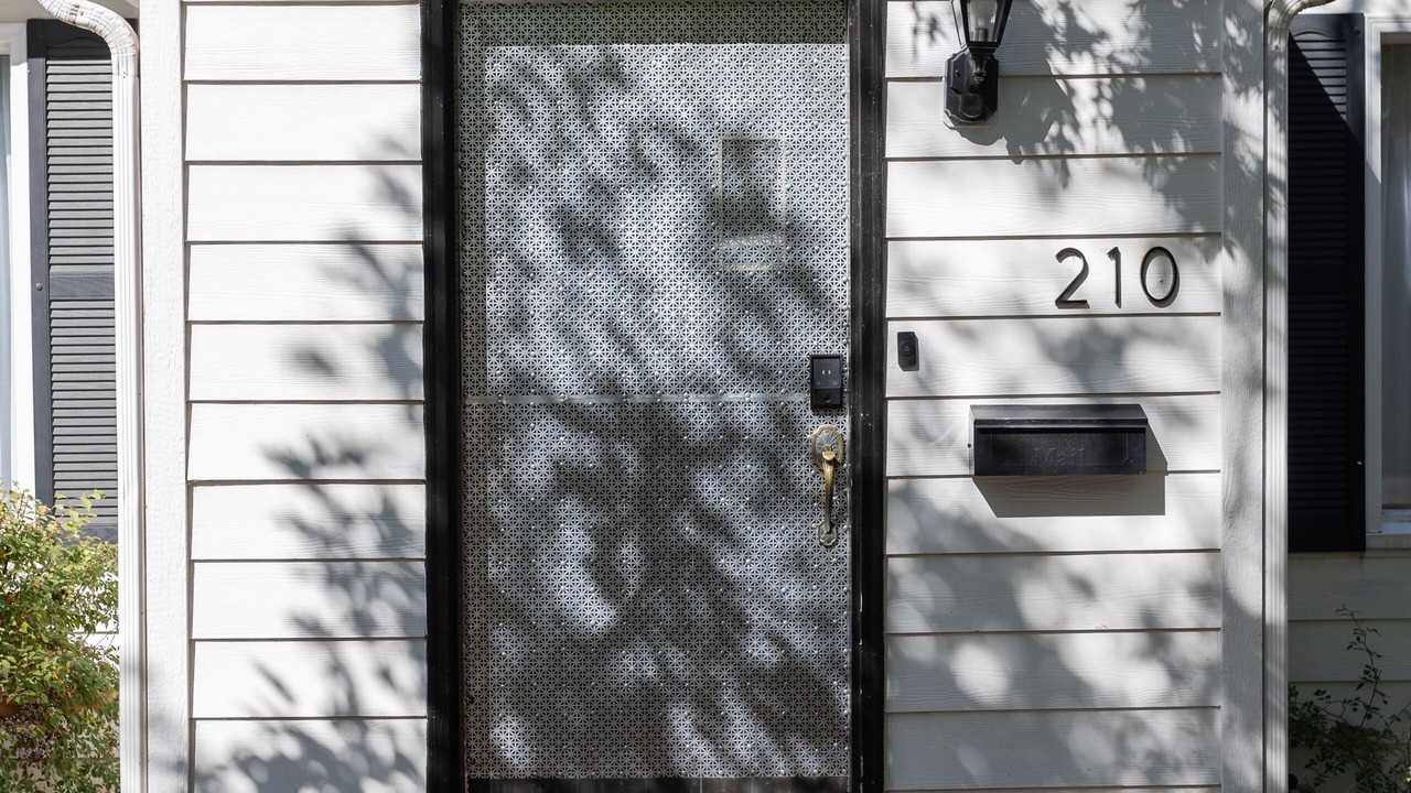 Photo of Others in Pullman