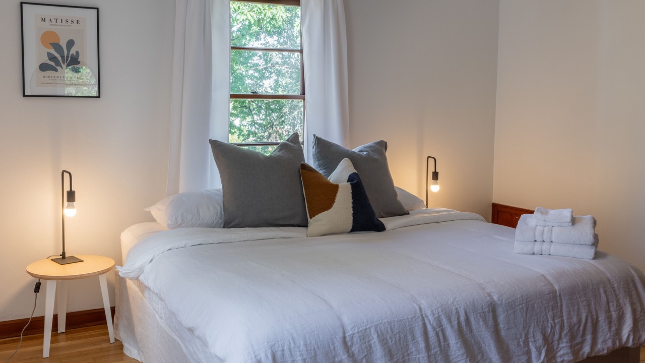 Photo of Others in Pullman