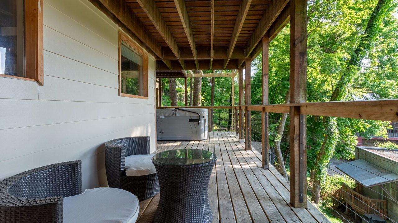 Photo of Patio Balcony in Eureka Springs Historic District