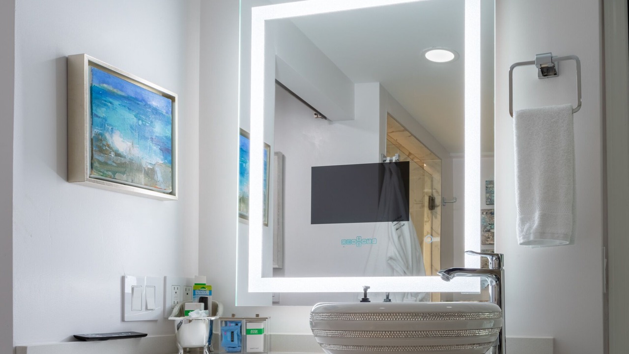 Photo of Bathroom in Eureka Springs Historic District