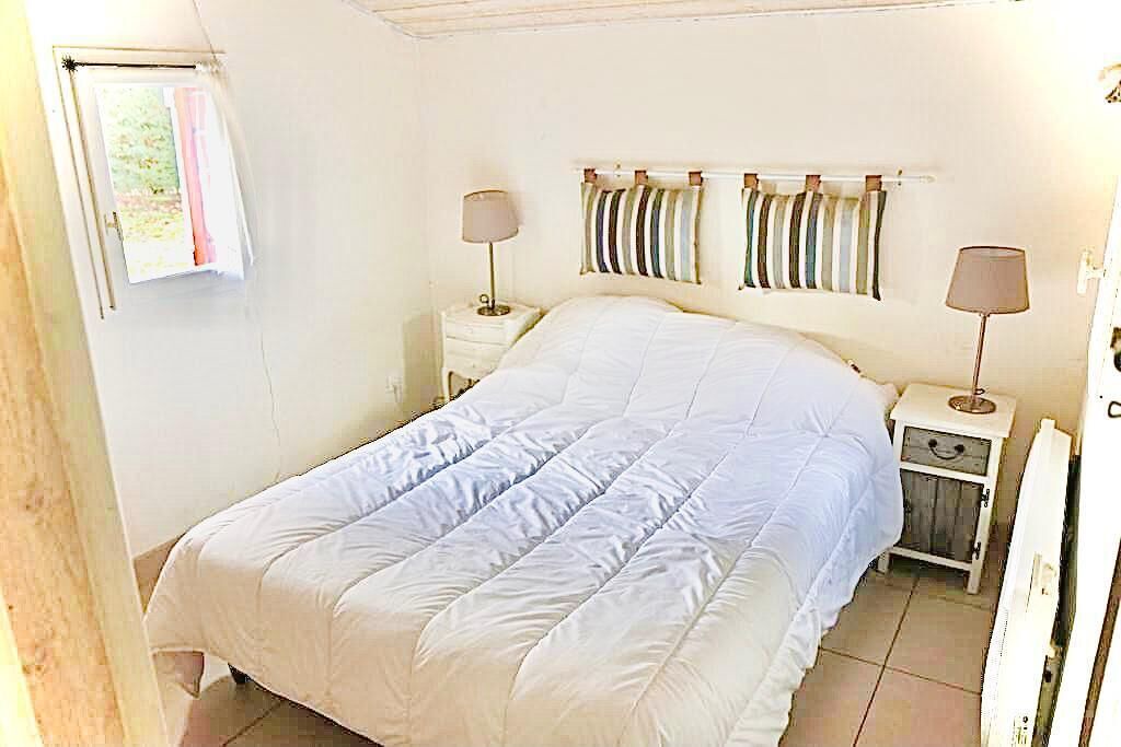 Photo of Bedroom in La Teste-de-Buch