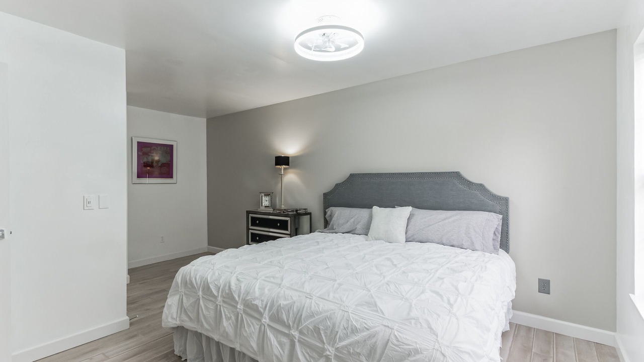 Photo of Bedroom in Lake St Louis