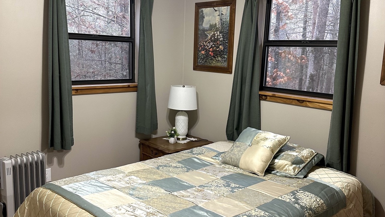 Photo of Bedroom in Unaka